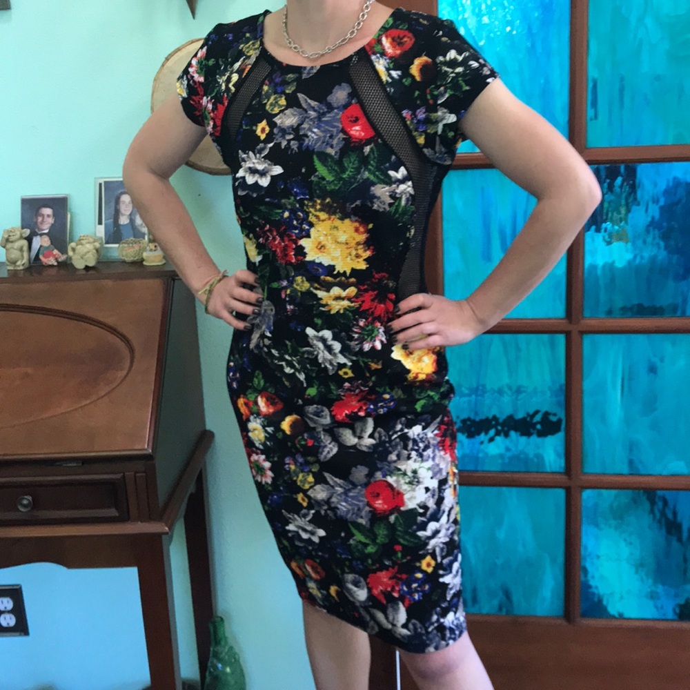 Mujer Moderna cutout print dress
